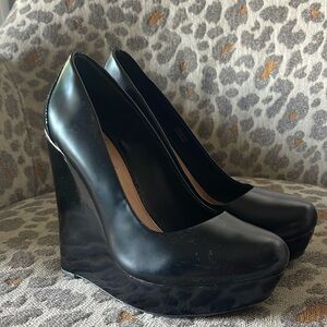 Mark & James by Badgley Mischka Dante Black Wedge Floating Heel Pumps